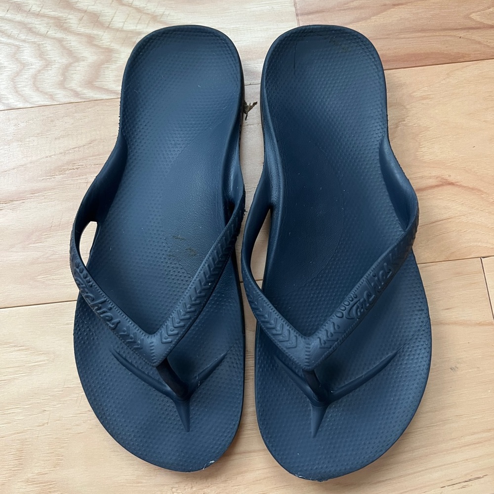 Archie’s Flip Flops